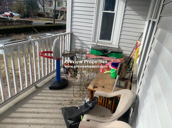 (undisclosed Address), Newtonville, MA 02460