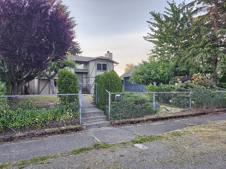 5125 N 47th St — Photo 3