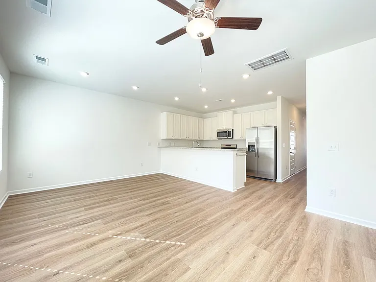 205 Wiltshire Mill Dr — Photo 4