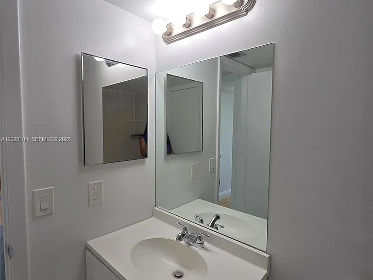 8600 SW 212th St #308 — Photo 24