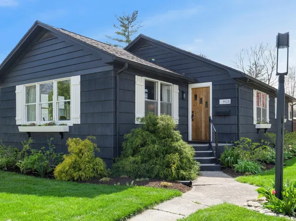 908 N Wayne St, North Manchester, IN 46962