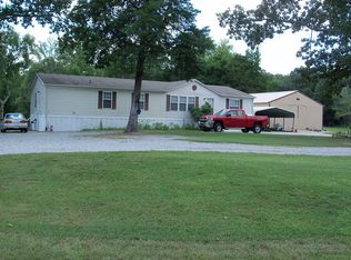 365 Lodge Rd, Camden, TN 38320