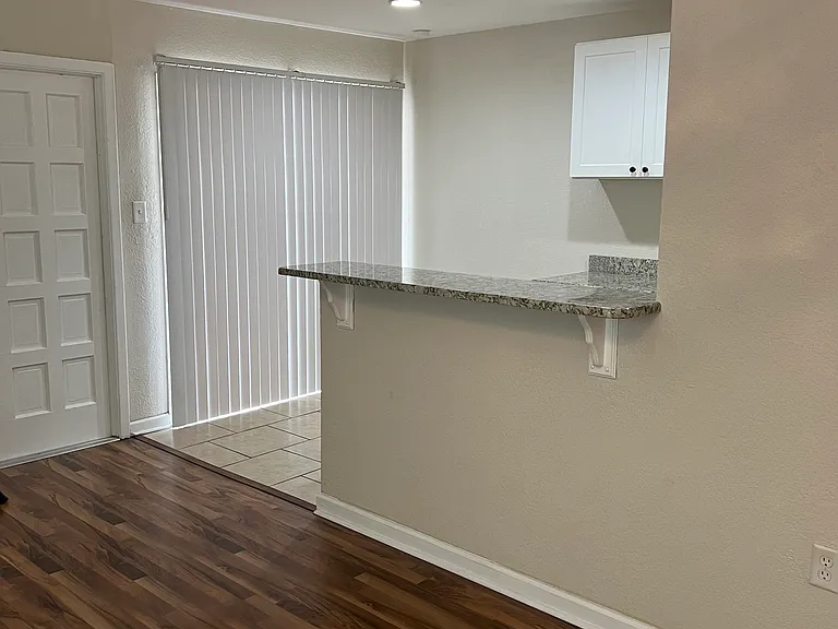 2792 Curry Ford Rd #B — Photo 4
