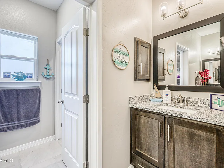 2375 Enchanted Peaks Ln — Photo 39