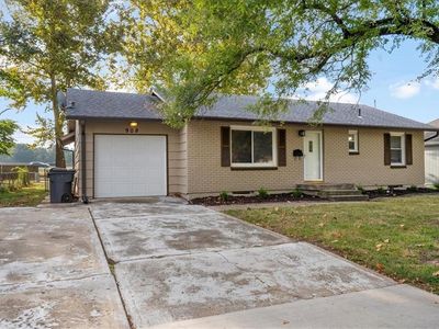 908 S Hunter Dr, Olathe, KS, 66061