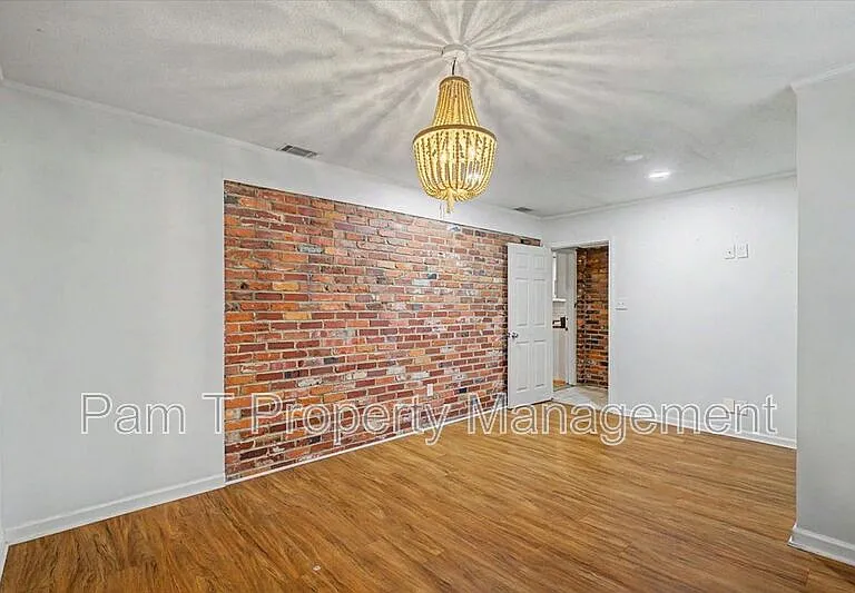 1332 Grace Dr — Photo 17