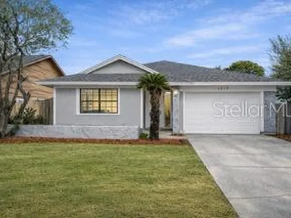 2853 Whispering Dr N, Largo, FL 33771