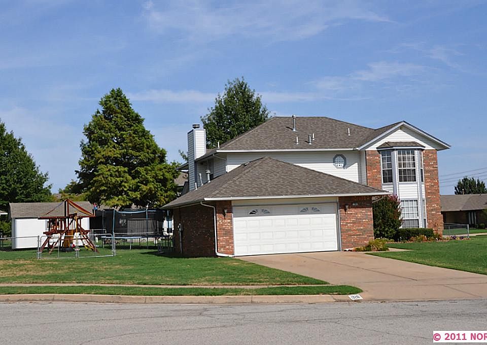 Corner Lot in the interior 