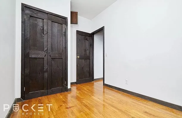 Rented by PocketBroker Inc | media 20