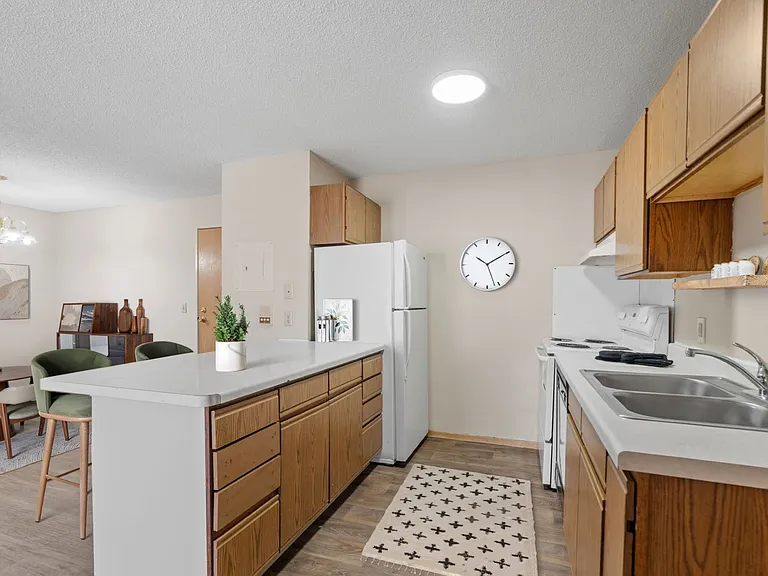 Two Bedroom C - 2 Bed / 2 Bath - 950 Sq.Ft.