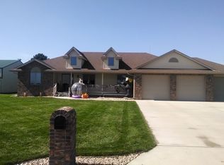 702 N 4th Street, Plainview, NE 68769