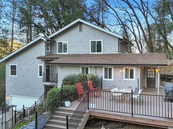 16086 Annie Dr, Grass Valley, CA 95949
