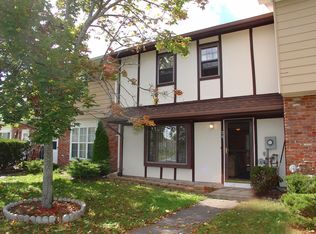 26 Red Barn Ln, Middletown, NY 10940