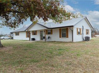 320 Warrior Rd, McLoud, OK 74851