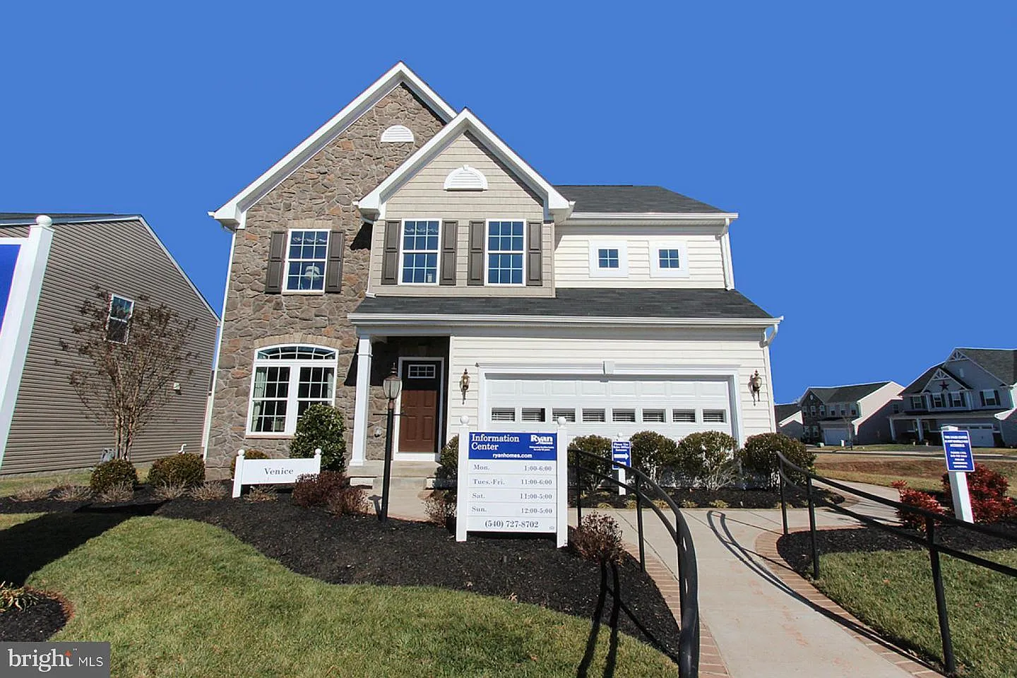 12233 Salt Cedar Ln photo 1