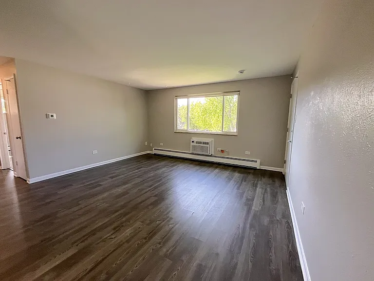 Oak North Apartments — Photo 93