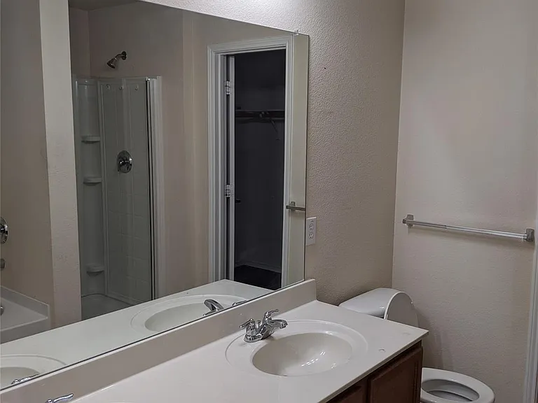 4525 Mountain Oak St — Photo 7