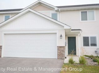 5197 61st St NW, Rochester, MN 55901