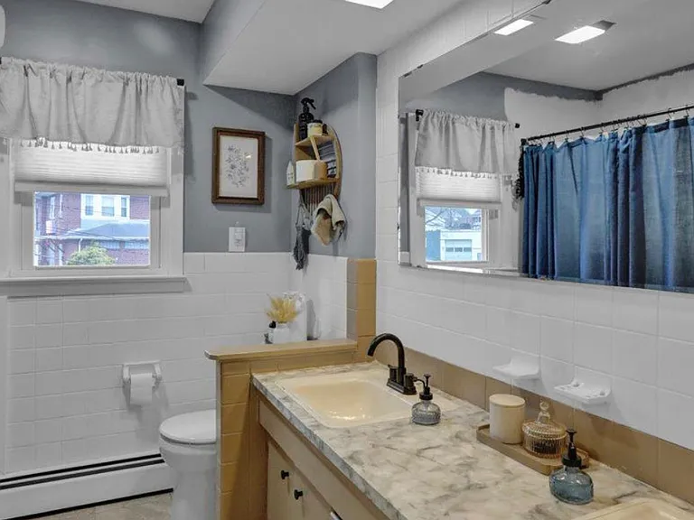 418 Haig Blvd — Photo 10