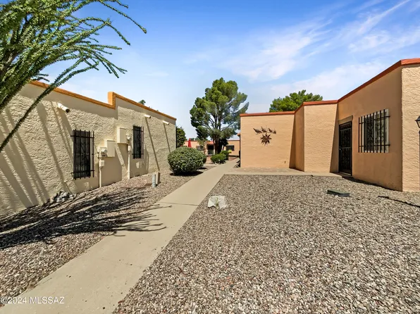 1087 S Calle De Las Casitas, Green Valley, AZ 85614