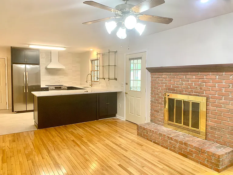 2 Parwood Ct — Photo 6