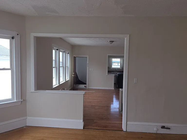 105 16th St #3 — Photo 5