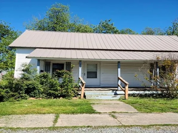 512 N Mulberry St, Dexter, MO 63841