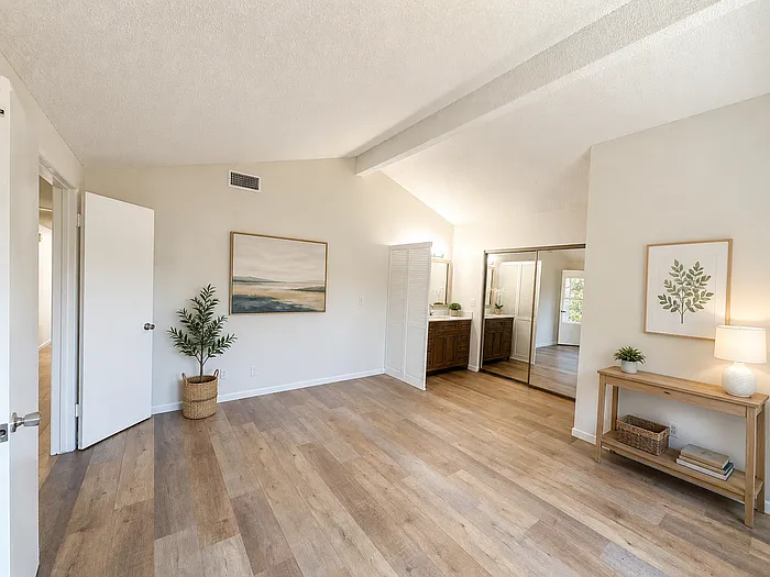 28189 Oaklar Dr — Photo 9