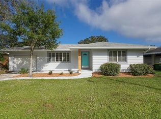 2141 Sunnyside Ln, Sarasota, FL 34239