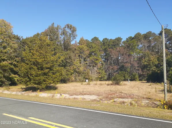 1168 Old Abbottsburg Road, Bladenboro, NC 28320