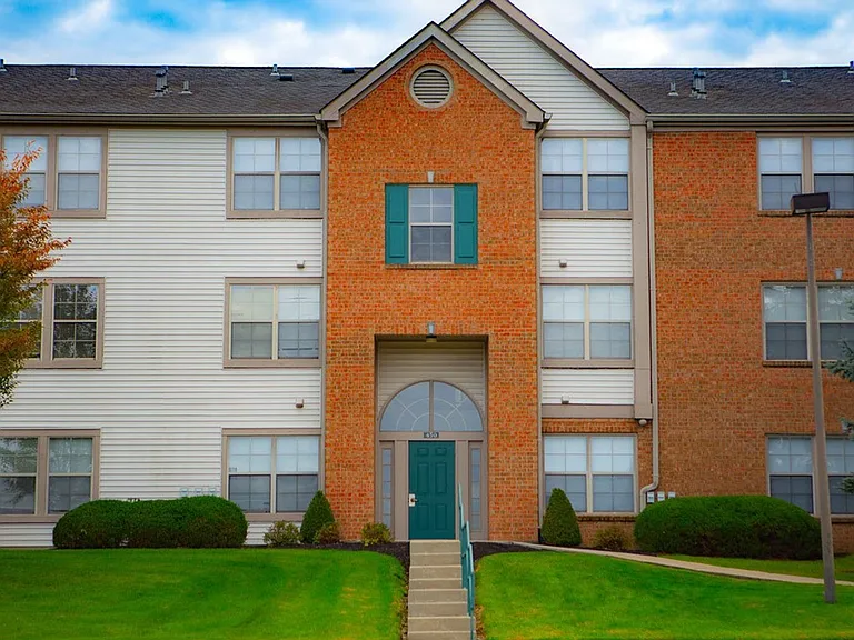 Prime on the Hill — Photo 7