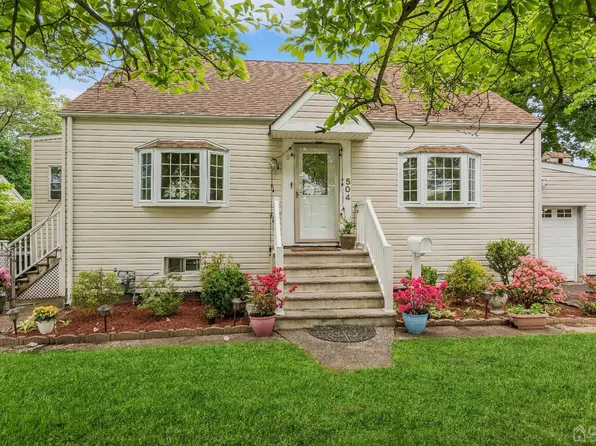 504 Tompkins Ave, South Plainfield, NJ 07080