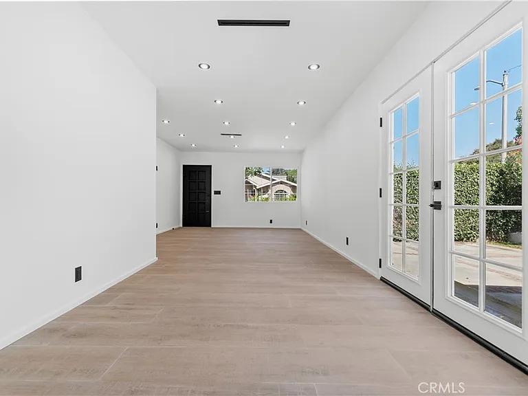 536 Hampton Rd — Photo 15