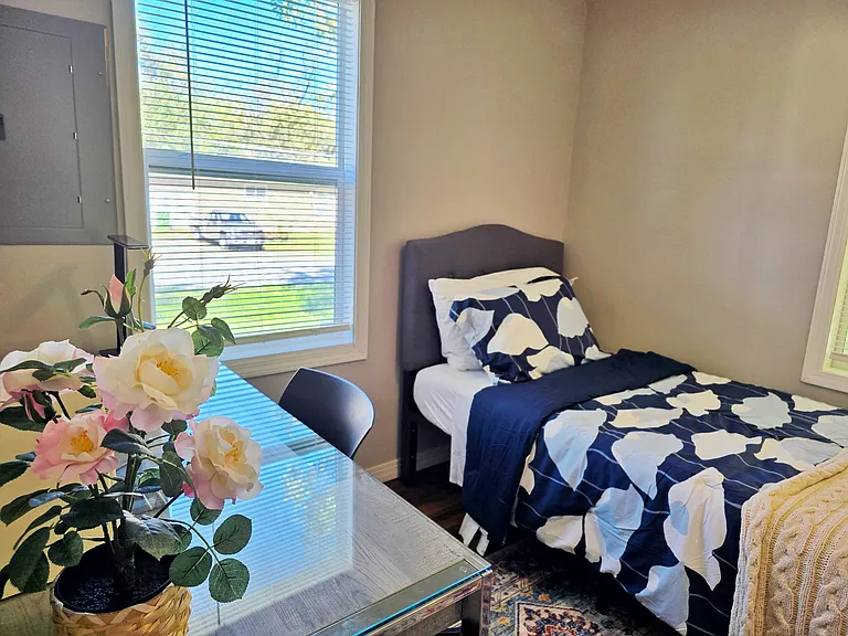 Bedroom 2 and office
