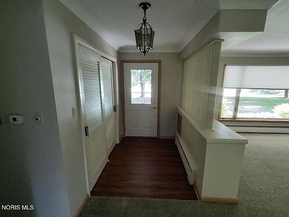 4th image of 15186 Harris Rd