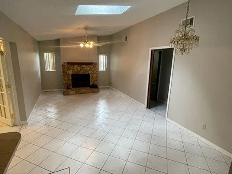 356 Pipit St NE — Photo 8