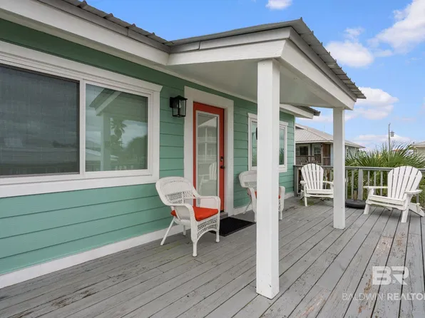 649 Cherokee Rd, Gulf Shores, AL 36542