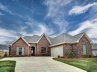 229 Cooper Ln, Canton, MS 39046