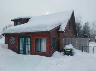 1214 E 11th Ave, Sault Sainte Marie, MI 49783