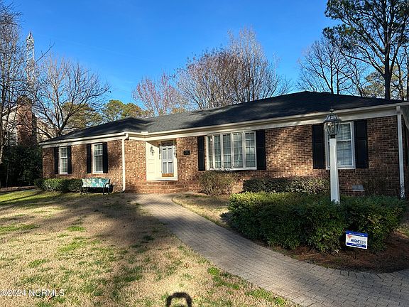 2nd image of 3525 Chelsea Drive