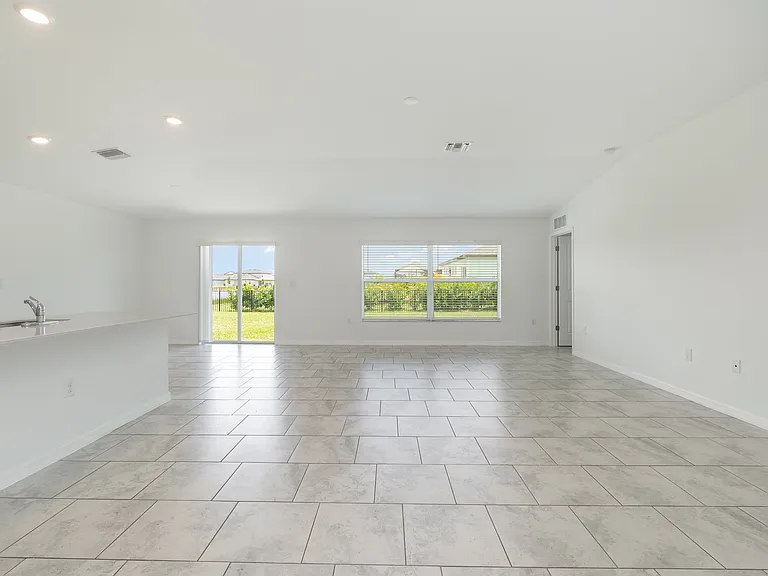 4272 Villa Rapallo Way — Photo 23