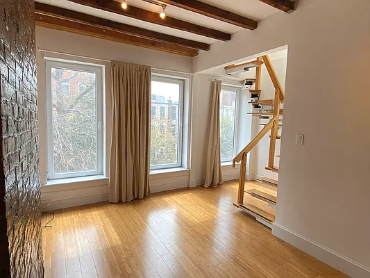 Rented by Compass | media 12