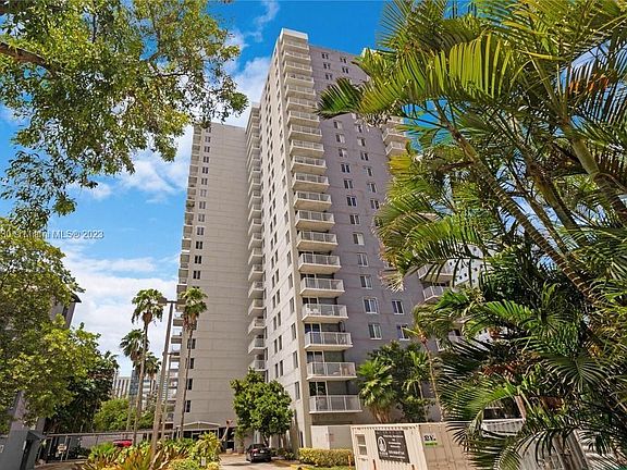 2nd image of 850 N Miami Ave APT 904