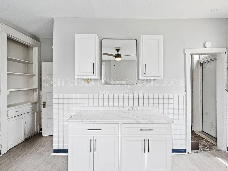 4222 S 38th St #4222 — Photo 2