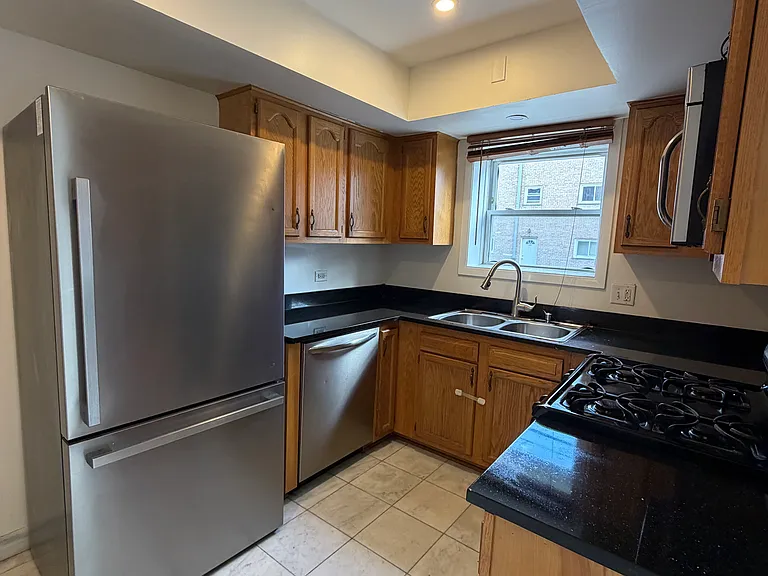 4643 Main St #1C — Photo 8
