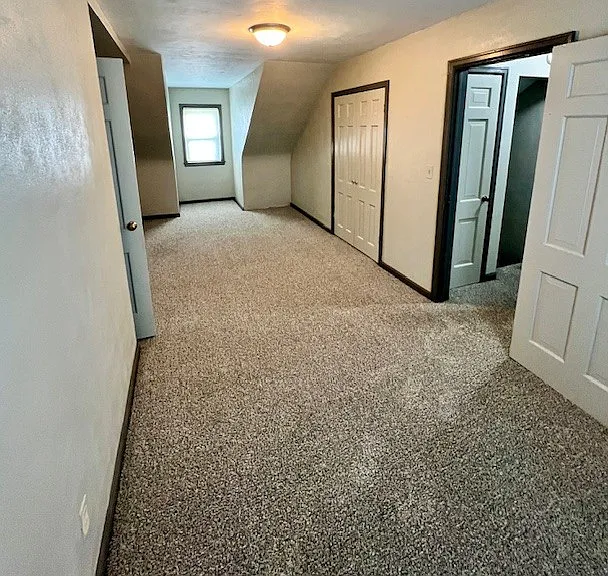 619 W La Claire Ln — Photo 7