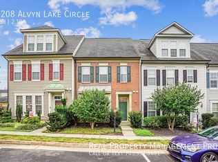 9208 Alvyn Lake Cir, Bristow, VA 20136
