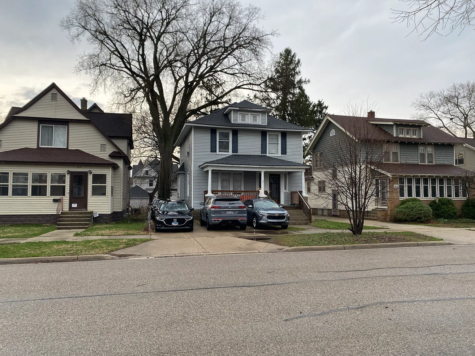 5 bed, 1640 sqft, $2,600 — Photo 3