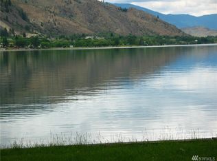 49 S Lake Loop, Oroville, WA 98844