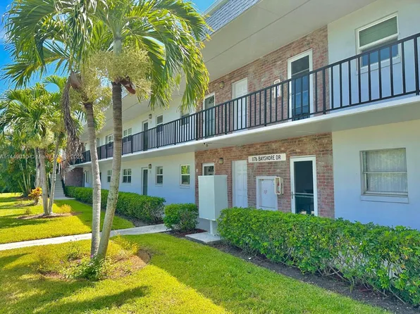 1176 Bayshore Drive #105, Fort Pierce, FL 34949